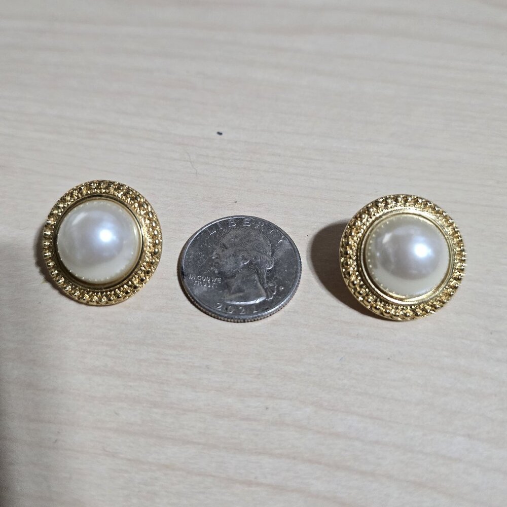 Vintage Gold Tone Post Earrings With Faux Pearl Center - Picture 3 of 3